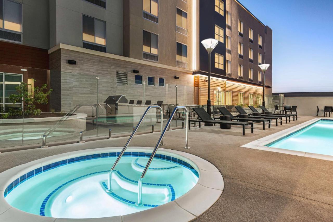 Hampton Inn Stockton, Ca Kültér fotó